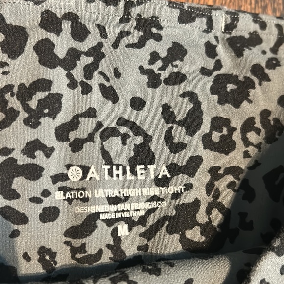 Athleta‎ Elation Ultra High Rise Tight - Picture 3 of 5